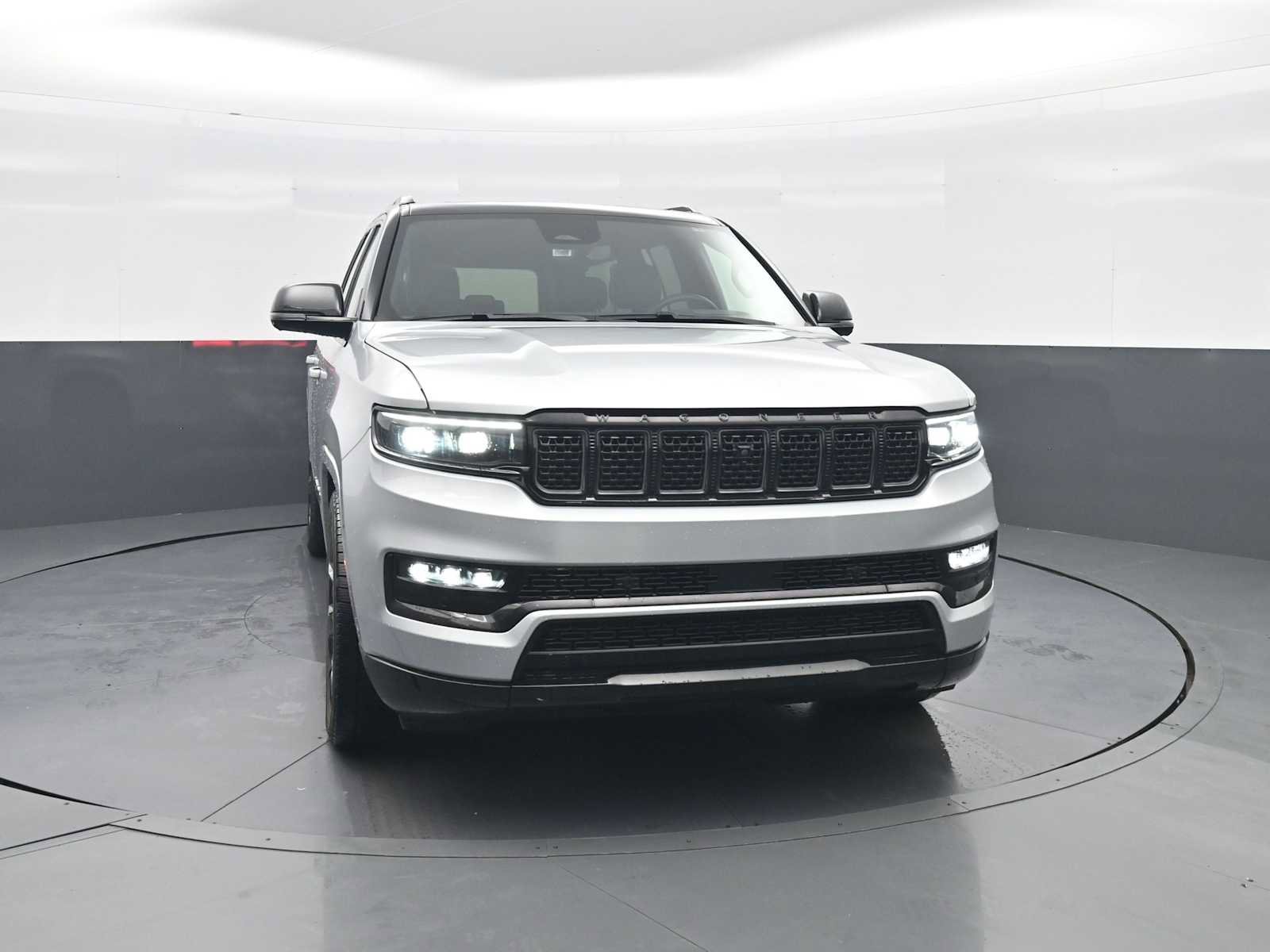 Used 2024 Jeep Grand Wagoneer L Series II w/ Quick Order Packagew 28T image 2