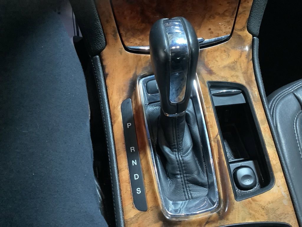 Used 2015 Lincoln MKS AWD w/ Equipment Group 101A image 27