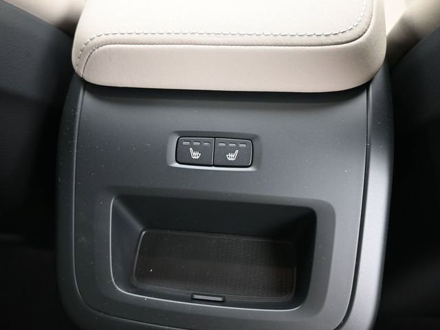 New 2026 Volvo XC60 B5 Plus w/ Protection Package Premier AWD/4WD image 36