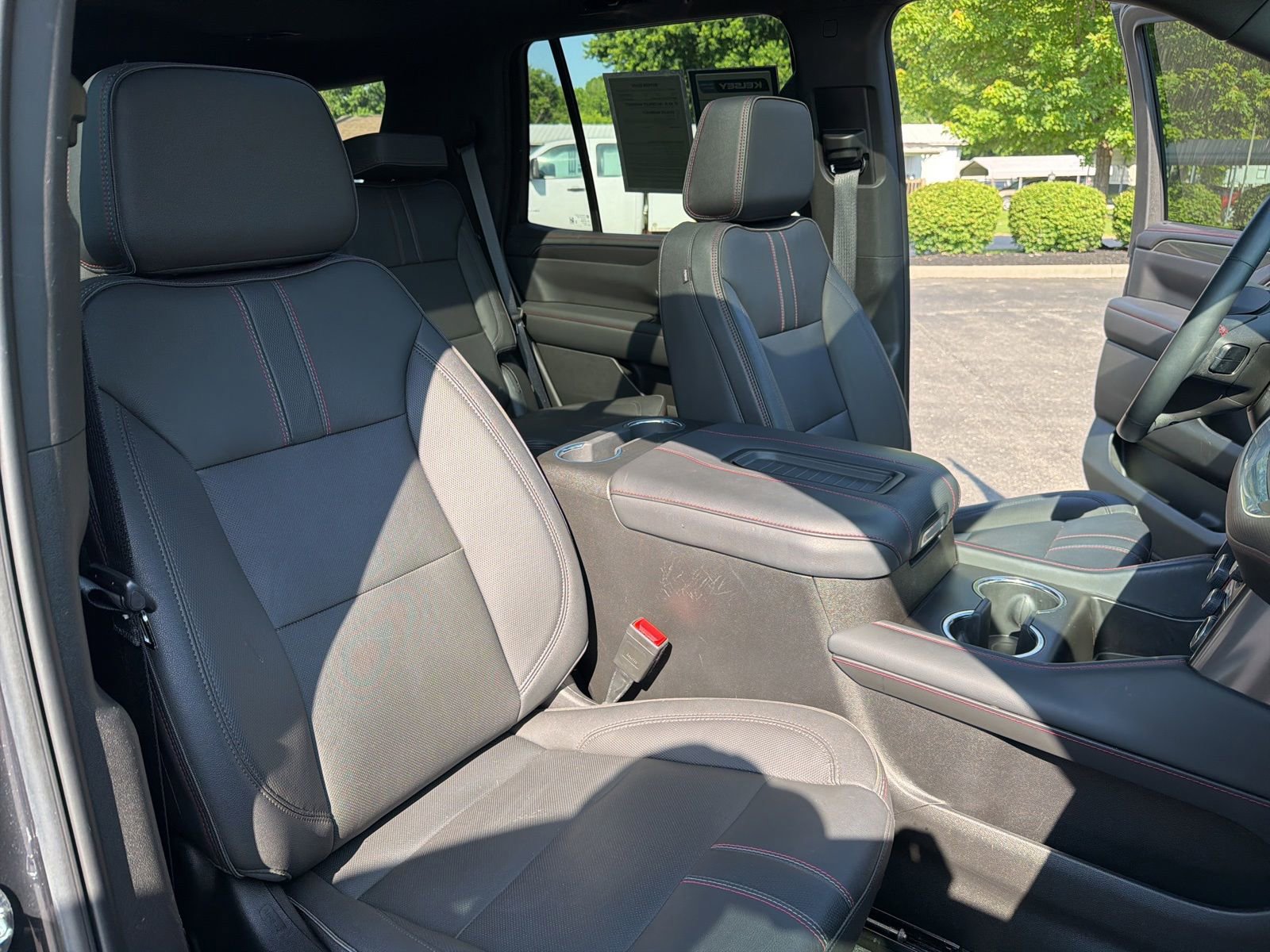 Used 2023 Chevrolet Tahoe RST w/ Luxury Package AWD/4WD image 30