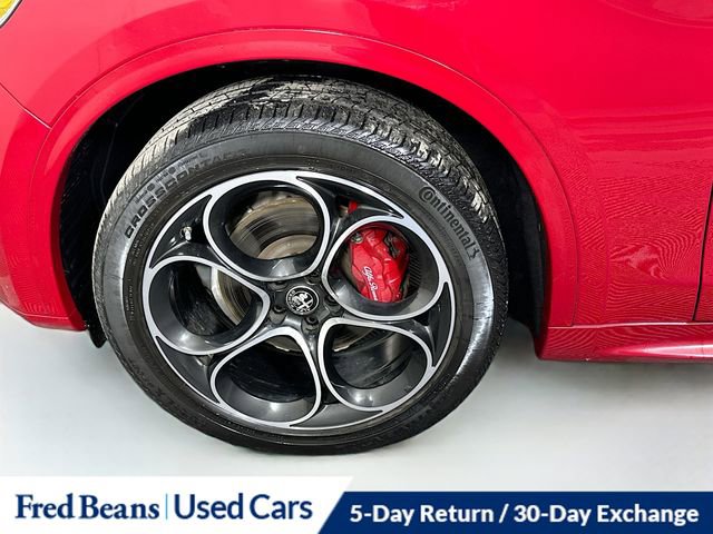 Used 2022 Alfa Romeo Stelvio Veloce image 34
