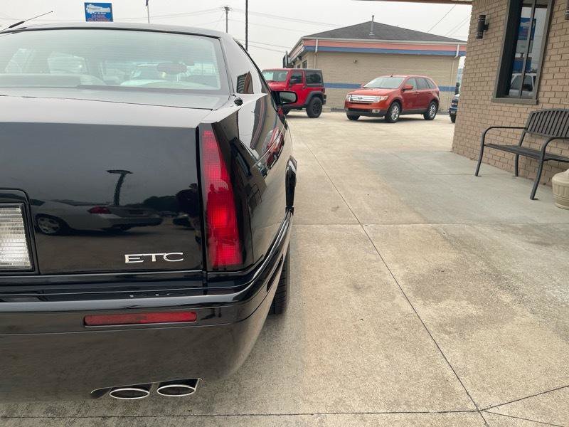Used 2001 Cadillac Eldorado Touring FWD image 11