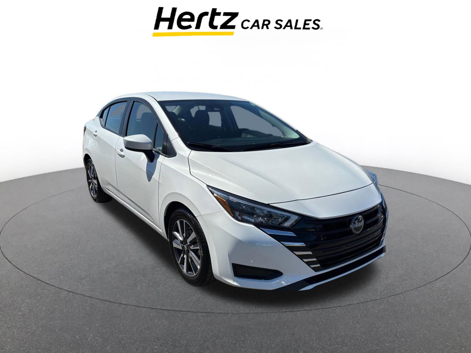 Used 2025 Nissan Versa SV FWD image 1