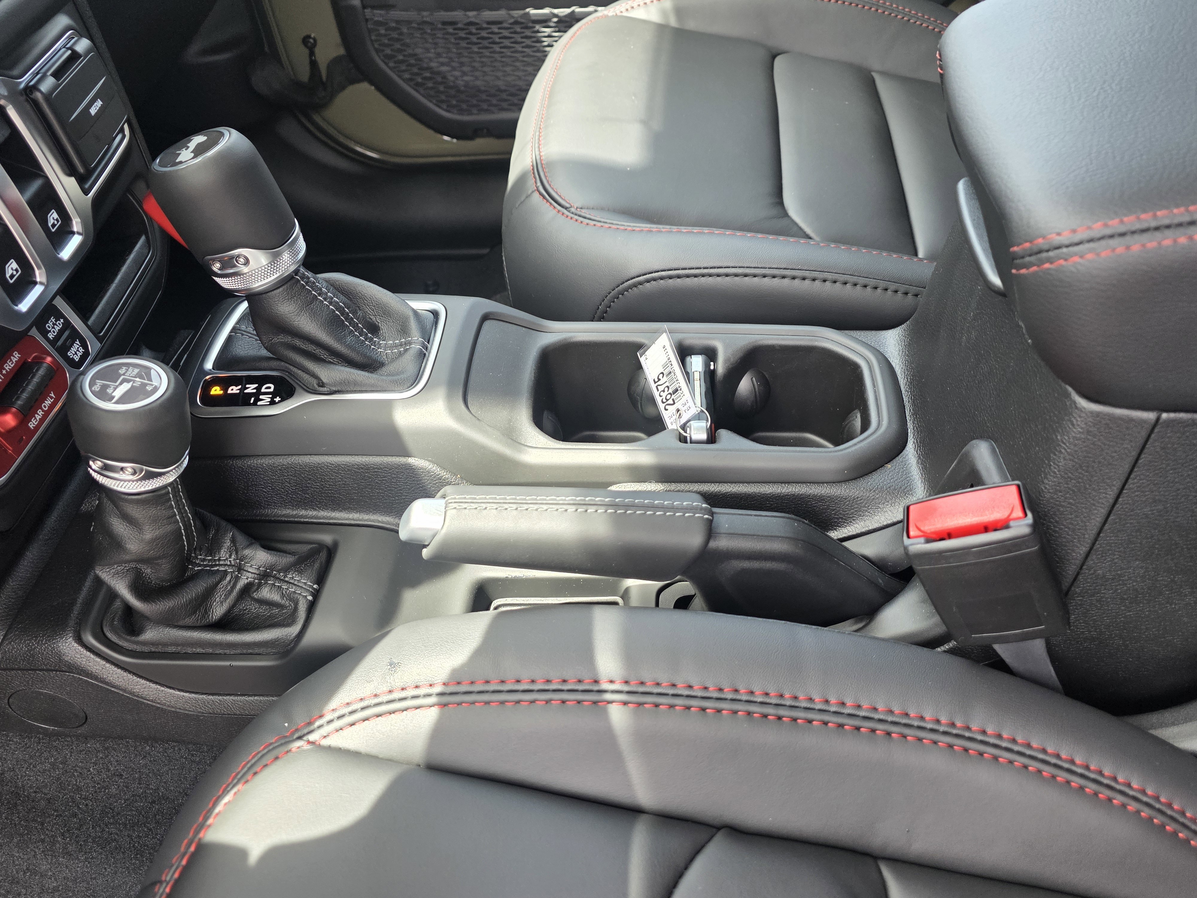New 2026 Jeep Wrangler Rubicon AWD/4WD image 13