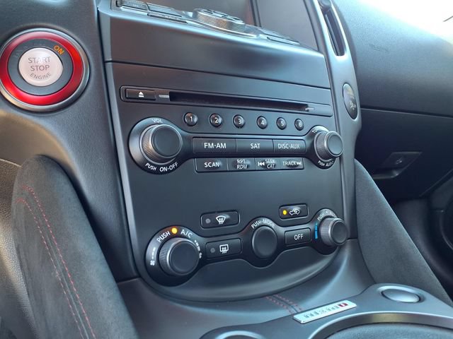 Used 2016 Nissan 370Z NISMO RWD image 23