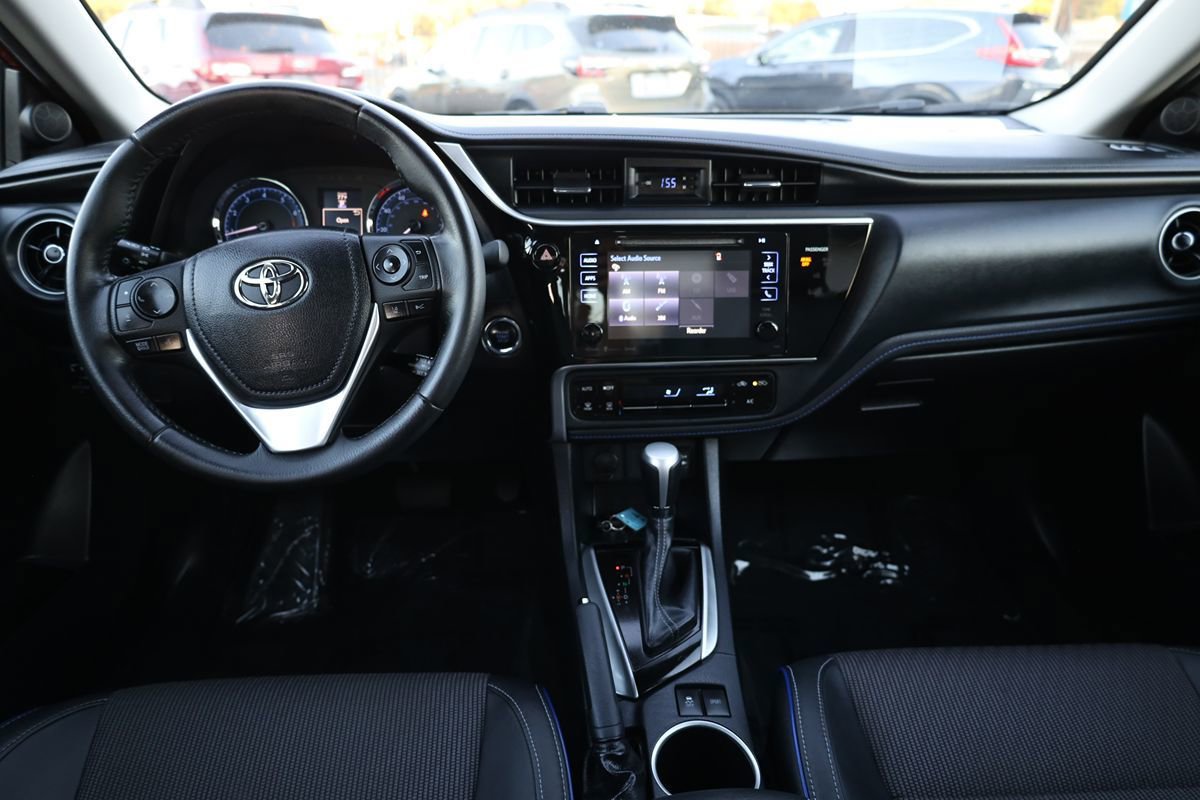 Used 2017 Toyota Corolla SE FWD image 19