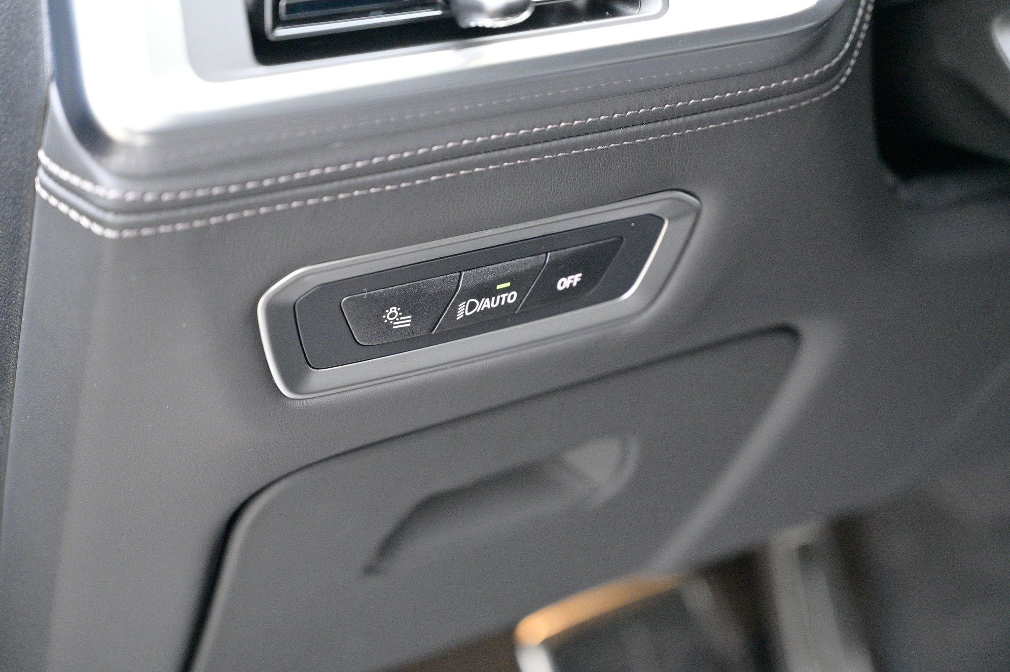 Used 2025 BMW ALPINA XB7 image 21