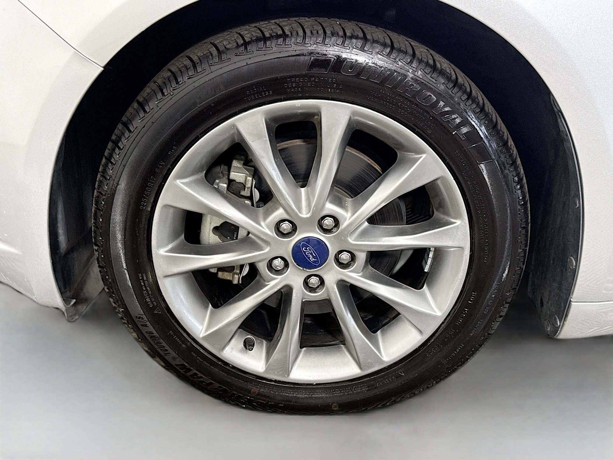 Used 2017 Ford Fusion S image 38