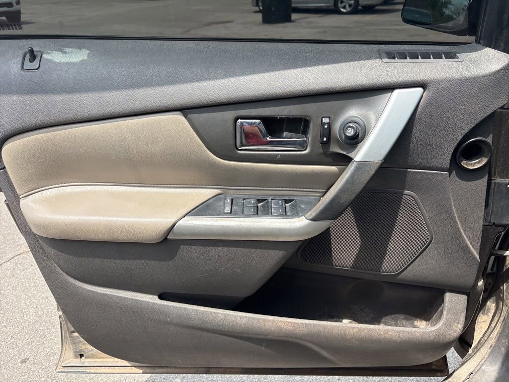 Used 2013 Ford Edge SEL AWD/4WD image 27