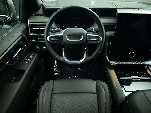 Used 2025 GMC Yukon XL Denali w/ Sun & Power Step Package image 2