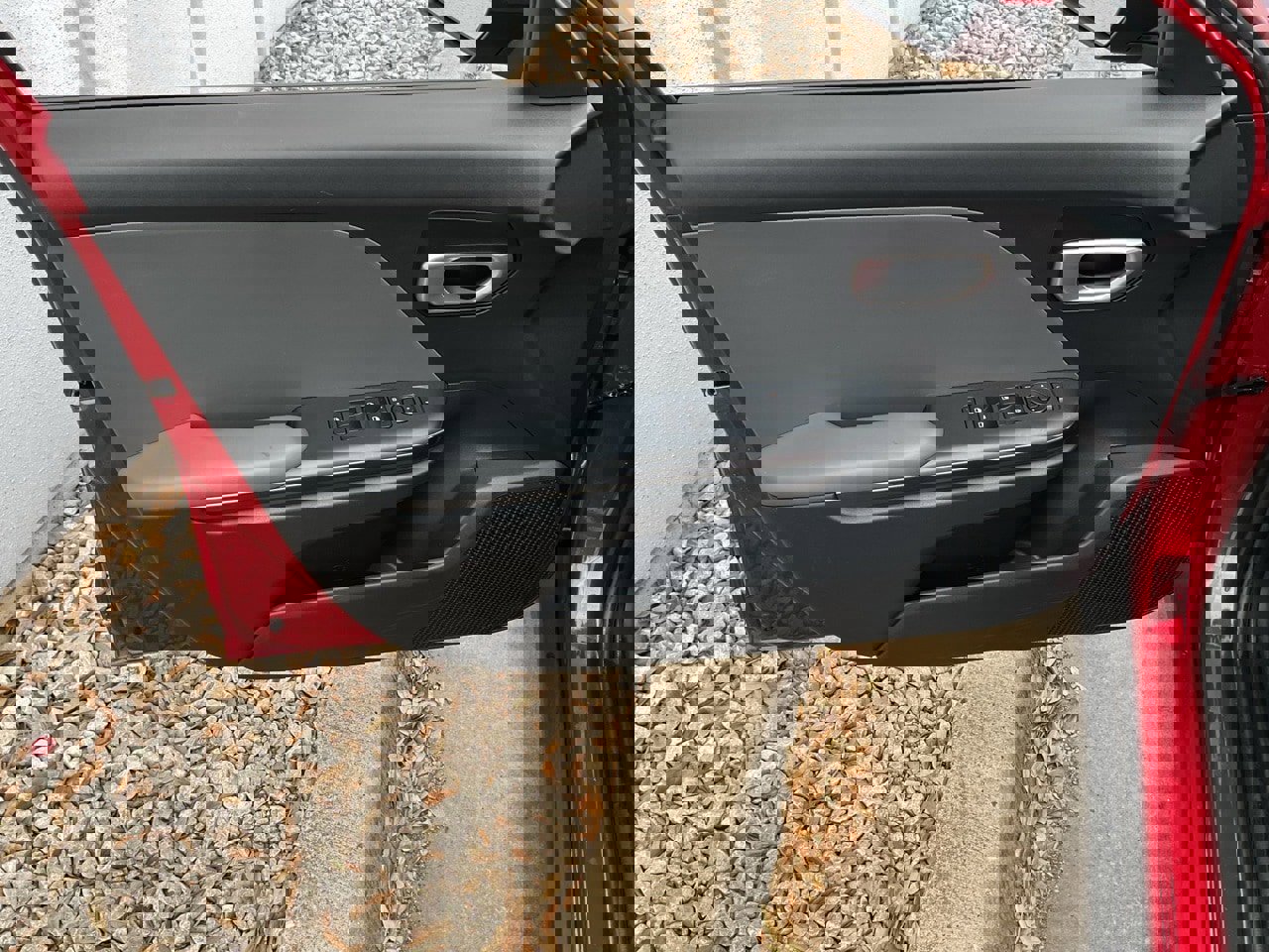 Used 2025 Kia K4 LXS image 13