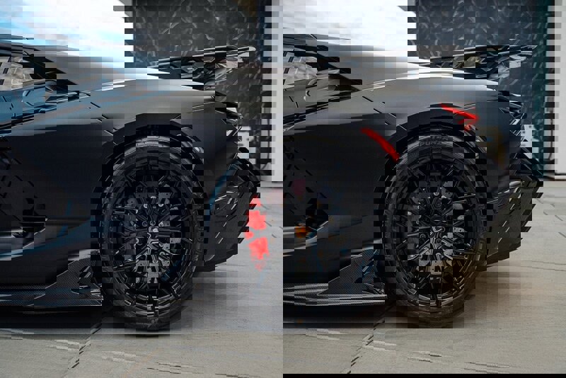 Used 2024 Lamborghini Revuelto image 34