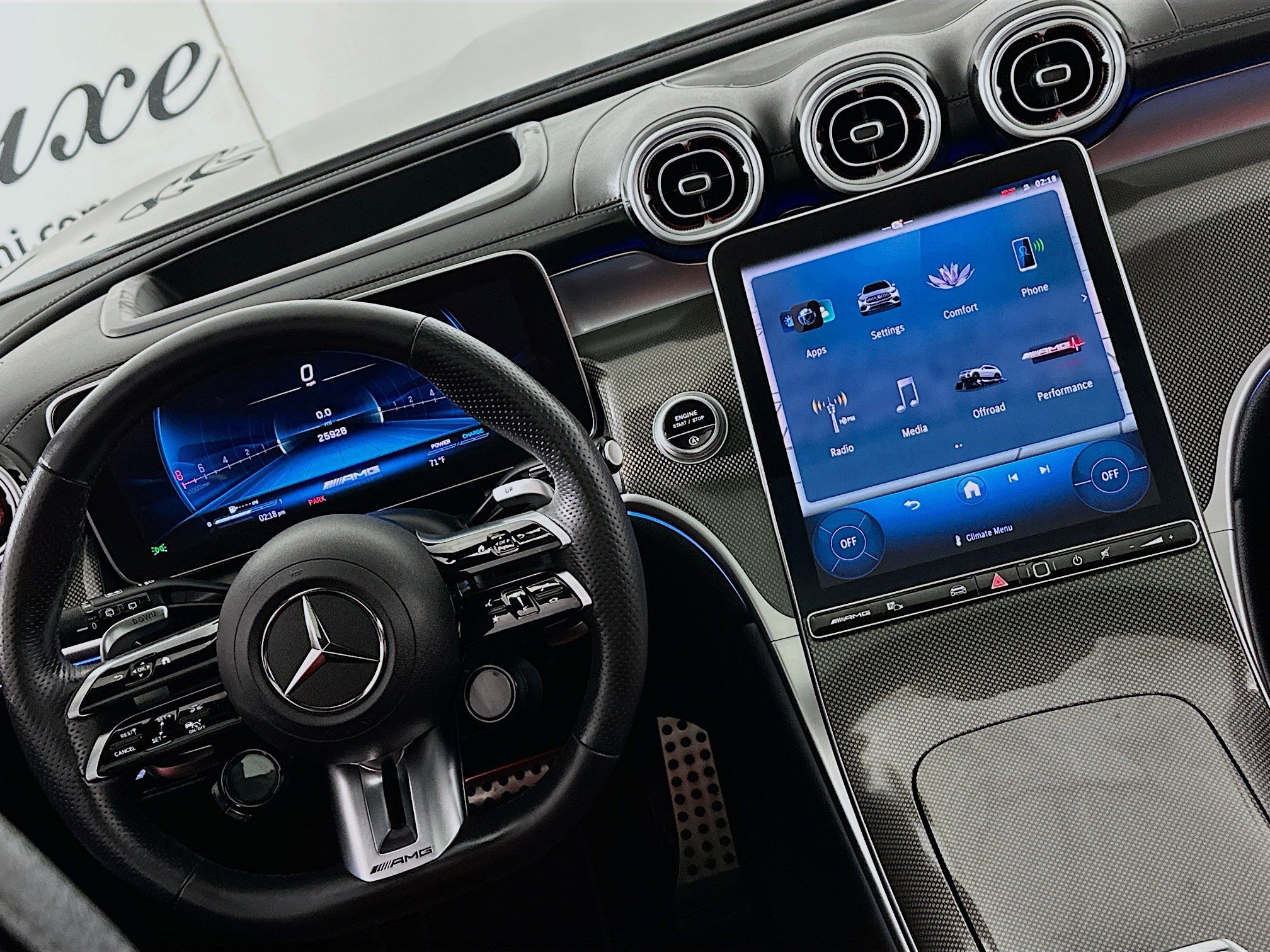 Used 2024 Mercedes-Benz GLC 43 AMG 4MATIC image 17