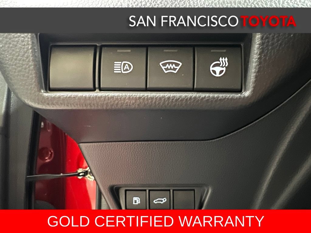 Used 2024 Toyota Prius Limited w/ Limited Premium Package FWD image 35