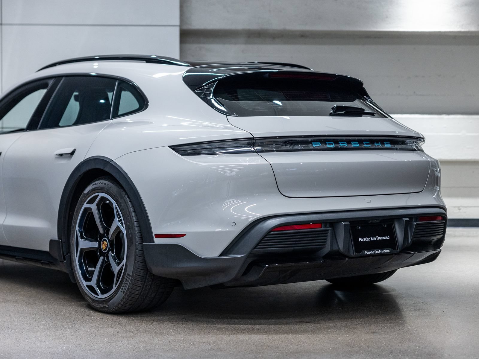 Certified 2024 Porsche Taycan 4S AWD/4WD image 25