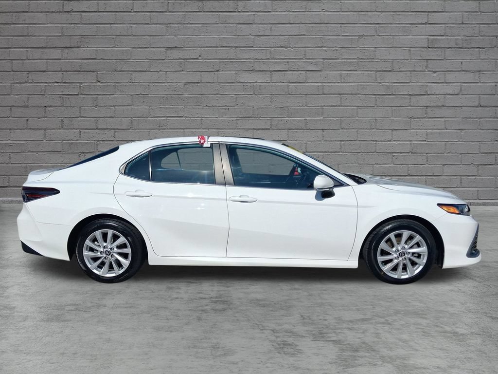 Used 2023 Toyota Camry LE w/ Convenience Package FWD image 11