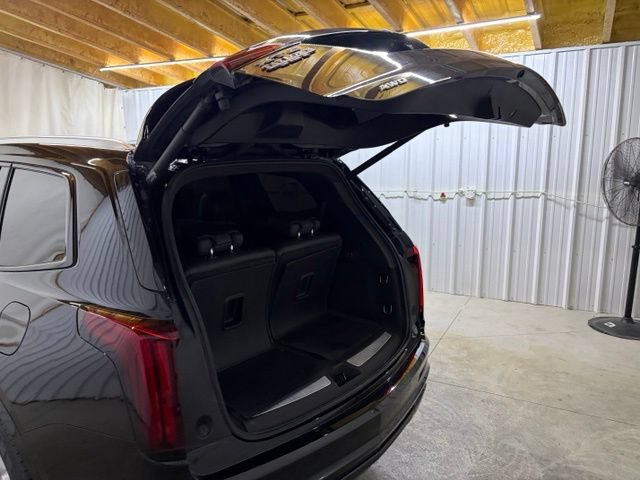 Used 2024 Cadillac XT6 Luxury w/ LPO, Floor Liner Package AWD/4WD image 10