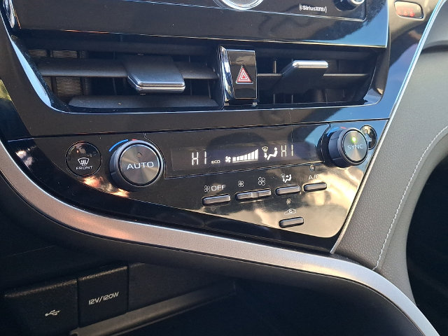 Used 2023 Toyota Camry SE FWD image 15