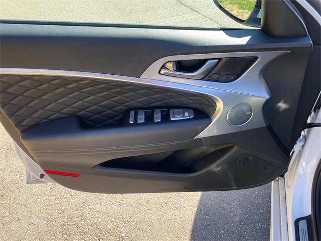 Used 2019 Genesis G70 2.0T Advanced w/ Dynamic Package image 12