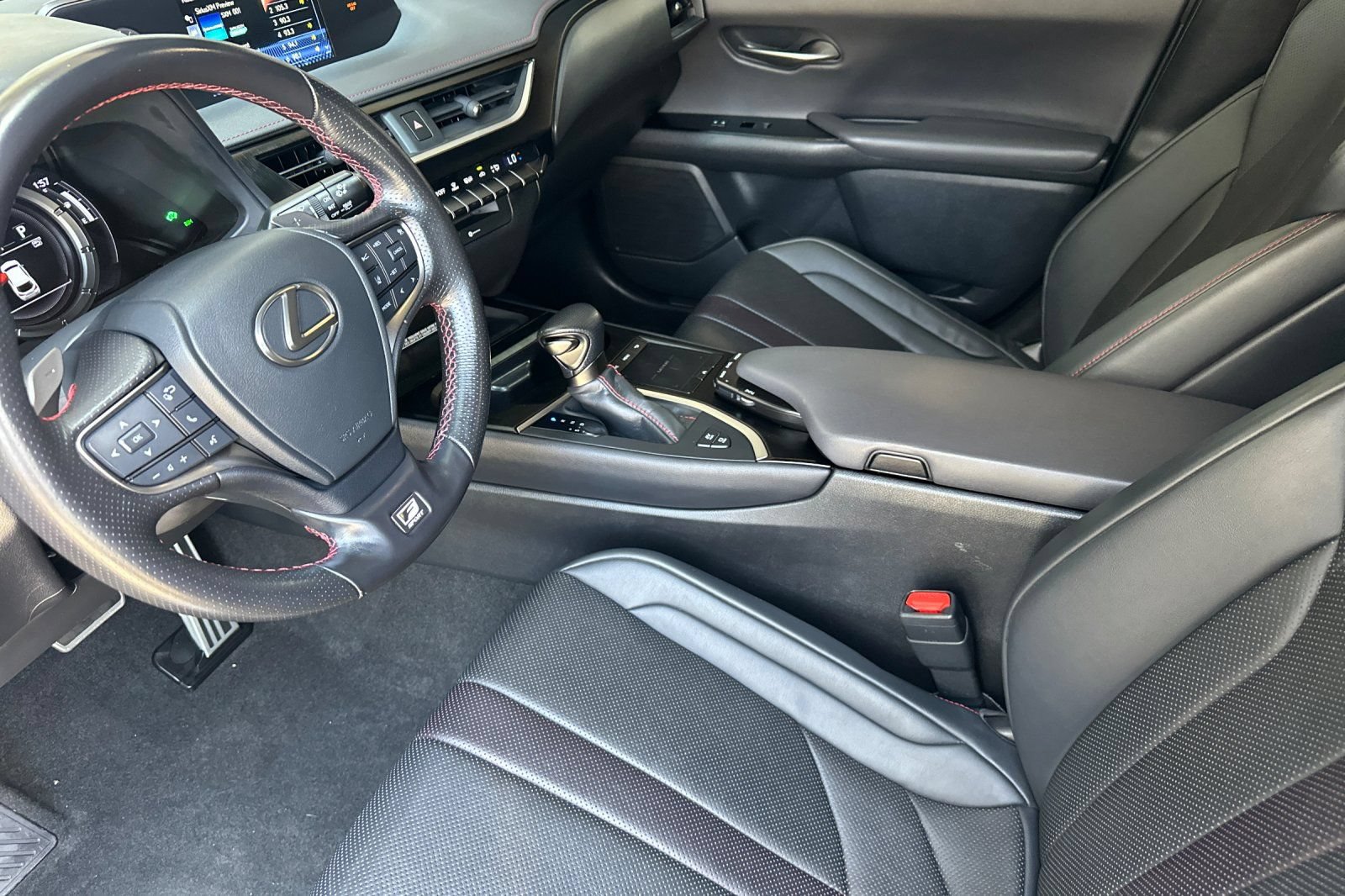 Used 2021 Lexus UX 250h F Sport w/ Accessory Package (Z1) AWD/4WD image 10