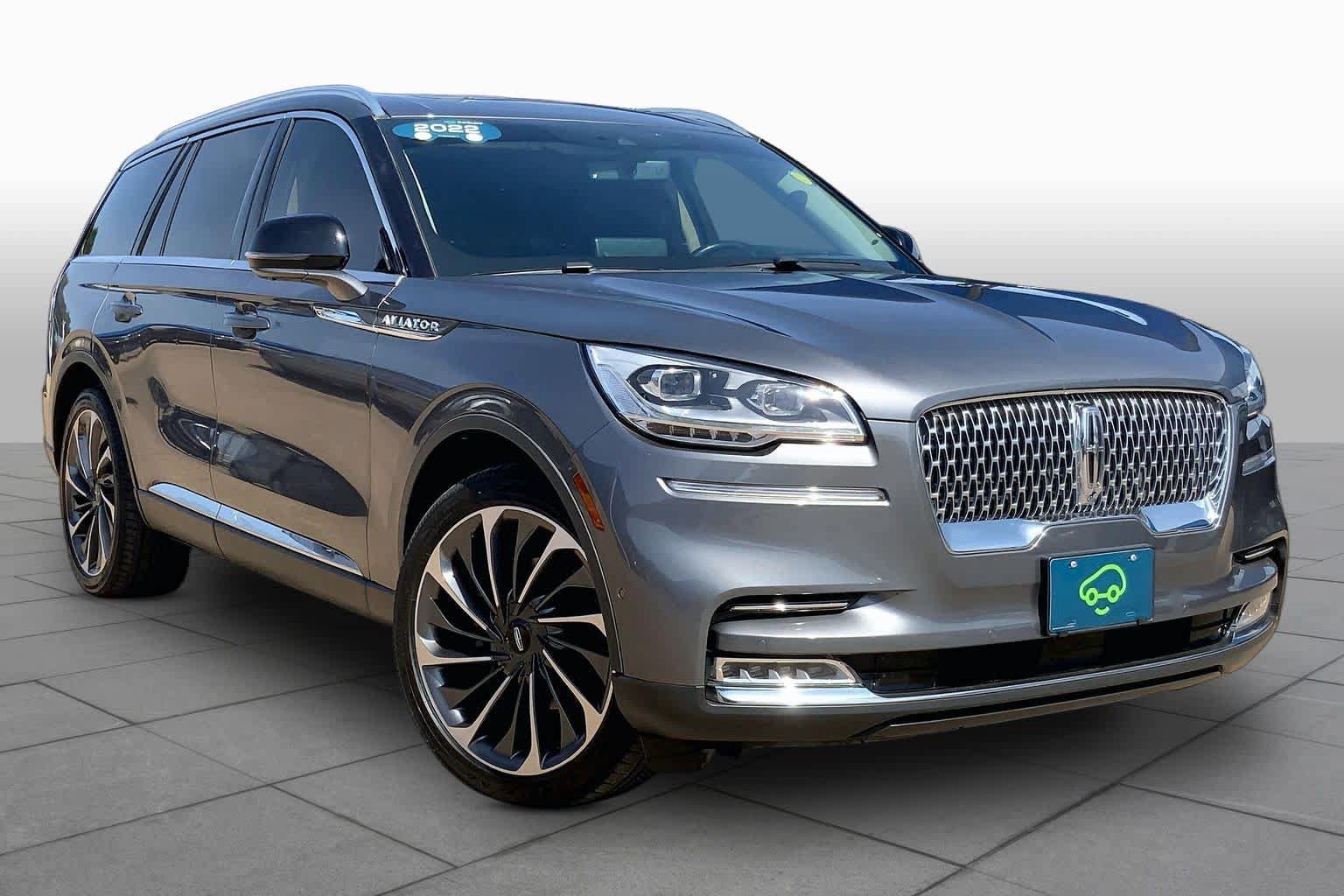 Used 2022 Lincoln Aviator Reserve w/ Equipment Group 201A AWD/4WD image 3