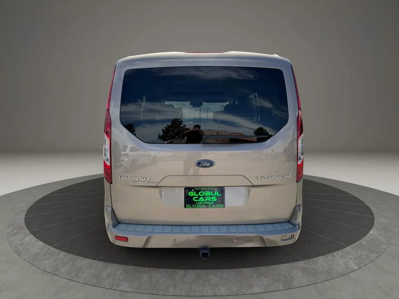 Used 2019 Ford Transit Connect Titanium w/ Titanium Premium Package FWD image 6