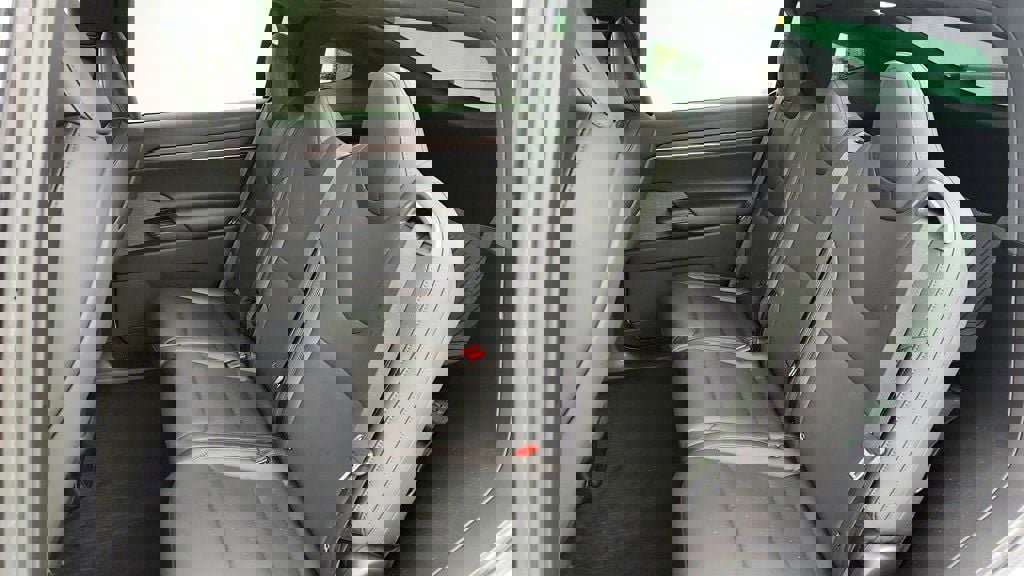 Used 2024 Tesla Model X image 27