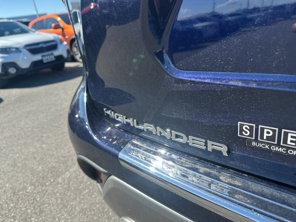 Used 2022 Toyota Highlander Platinum AWD/4WD image 11