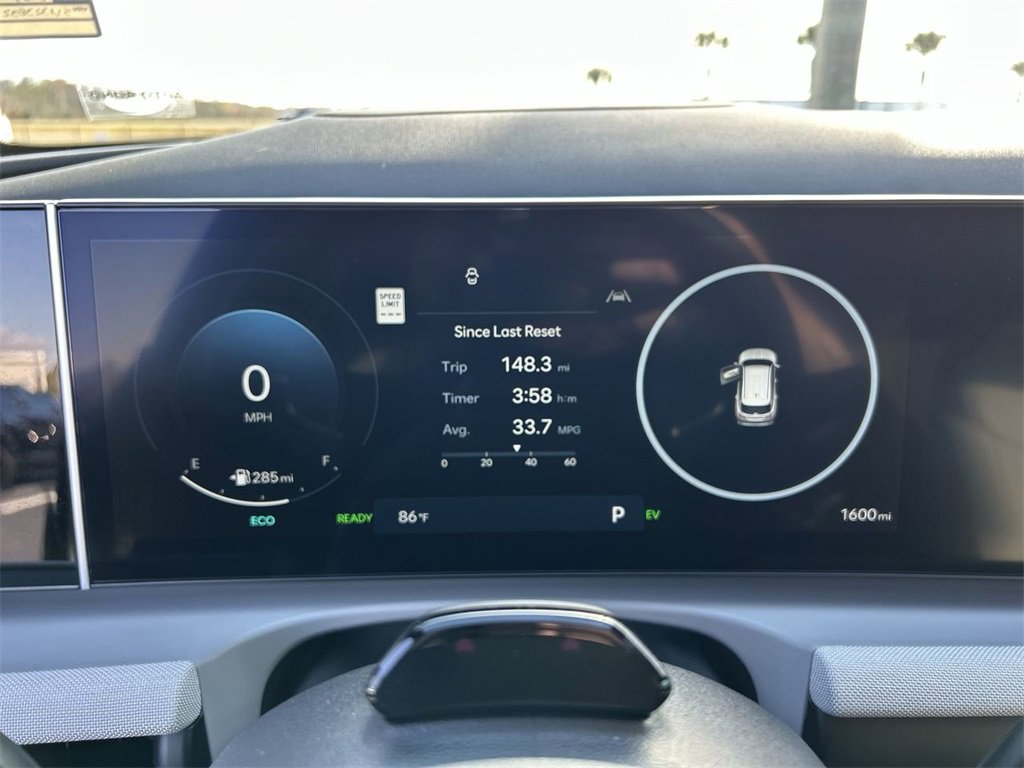 Used 2025 Hyundai Tucson Limited image 31