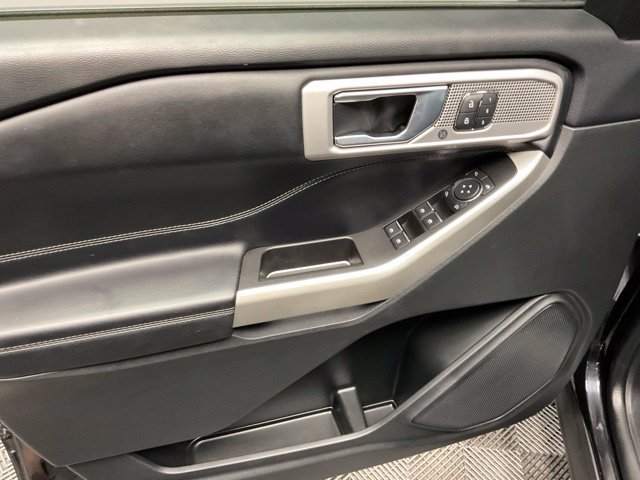 Used 2022 Ford Explorer Limited w/ Hybrid Equipment Group 310A AWD/4WD image 15