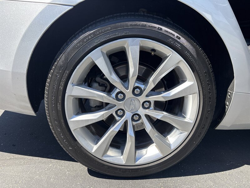 Used 2016 Cadillac XTS Luxury FWD image 17