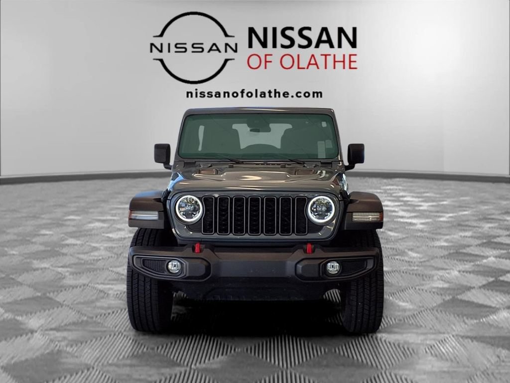 Used 2024 Jeep Wrangler Unlimited Rubicon AWD/4WD image 31
