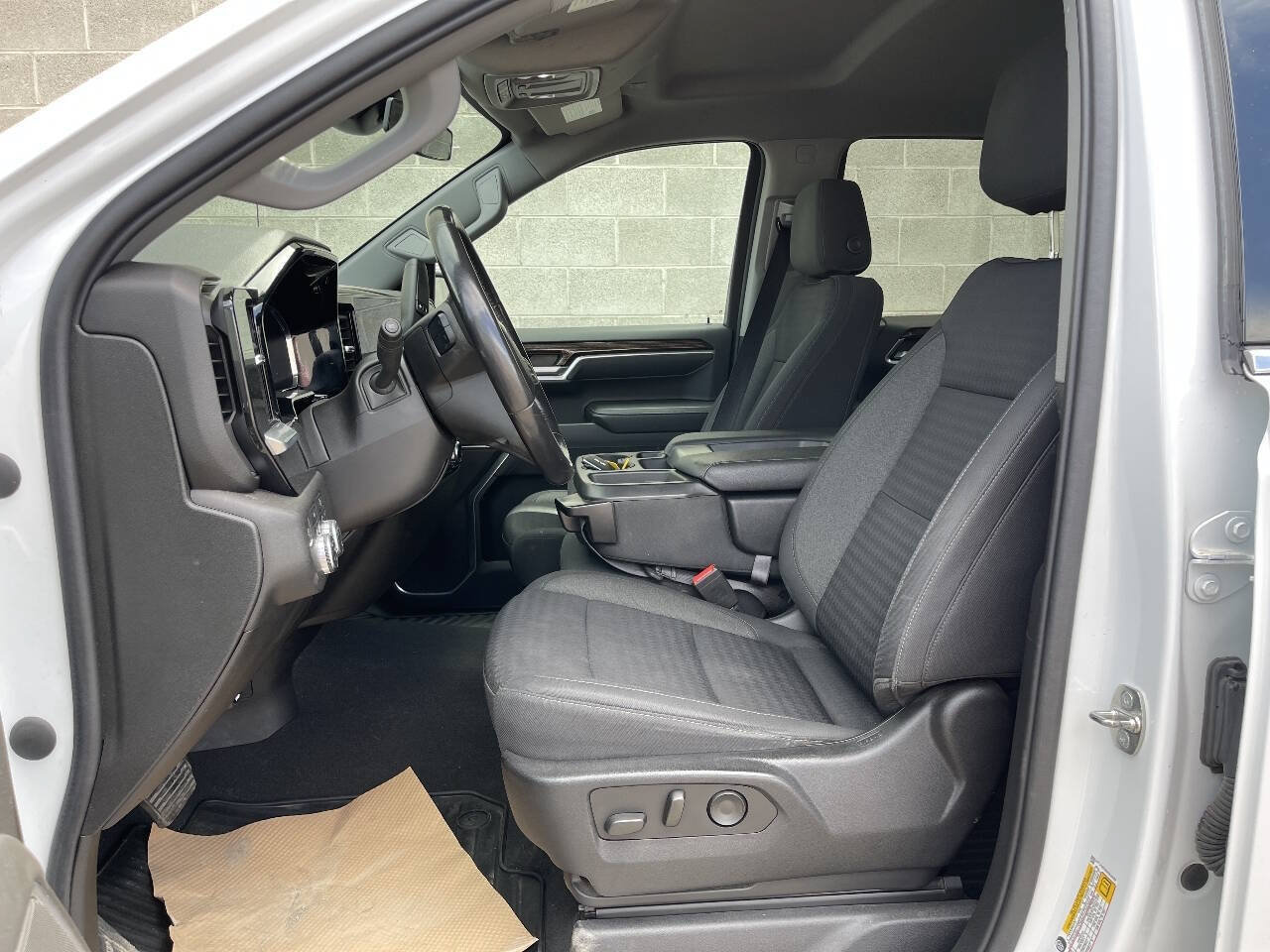 Used 2022 GMC Sierra 1500 SLE AWD/4WD image 10