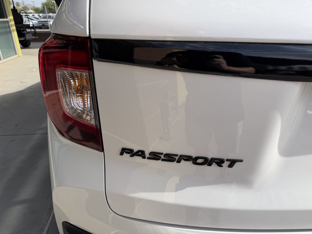 Used 2025 Honda Passport Black Edition image 14