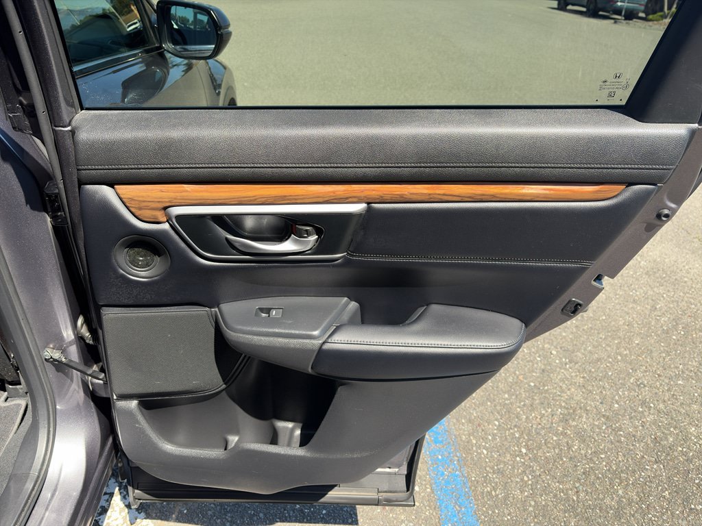 Used 2018 Honda CR-V Touring image 22