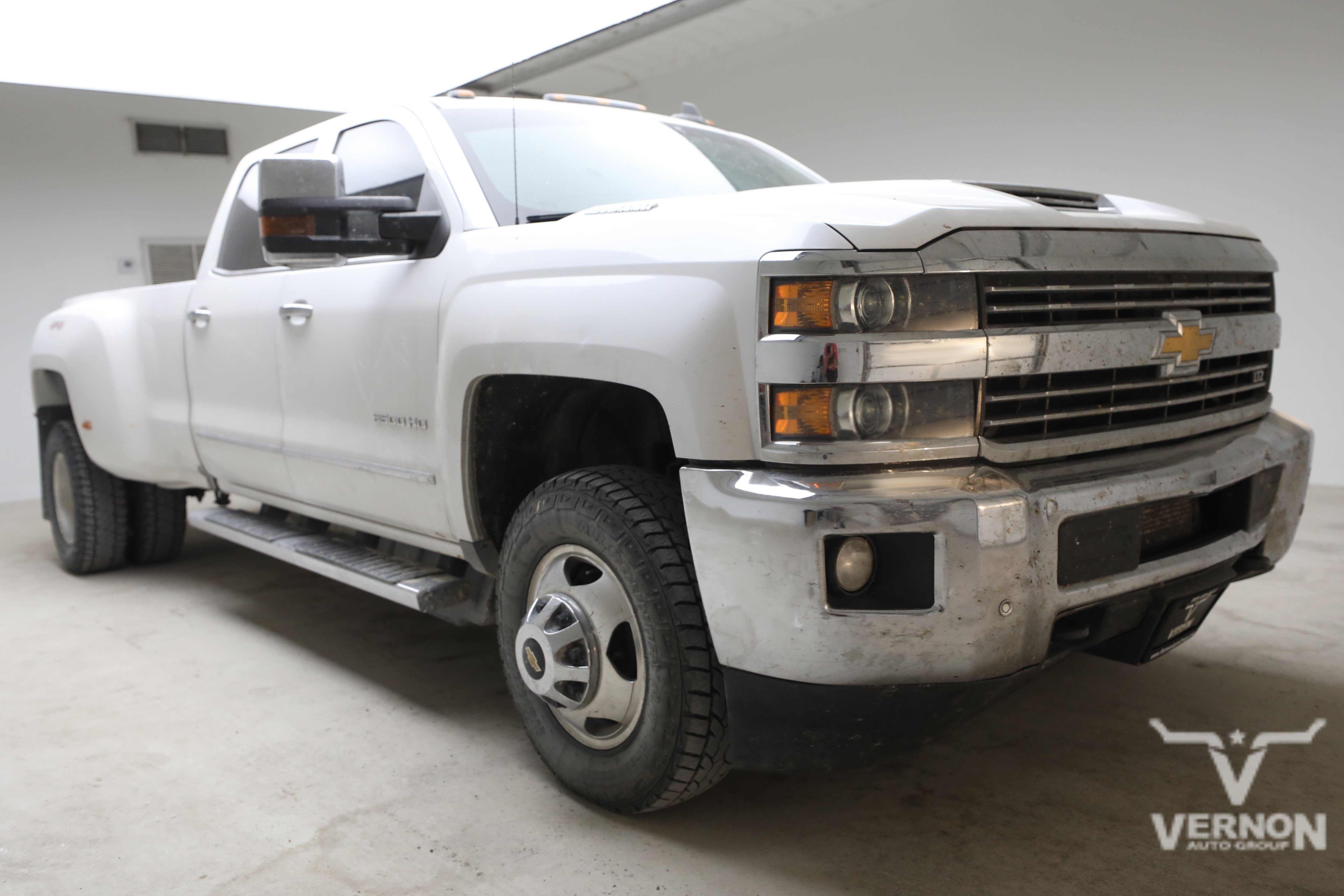 Used 2019 Chevrolet Silverado 3500 LTZ w/ Duramax Plus Package AWD/4WD image 6