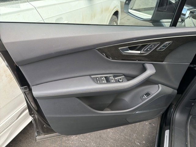 Certified 2025 Audi Q7 3.0T Premium Plus w/ Premium Plus Package image 6