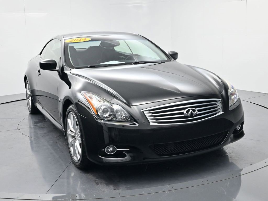 Used 2014 INFINITI Q60 Convertible w/ Premium Package image 2