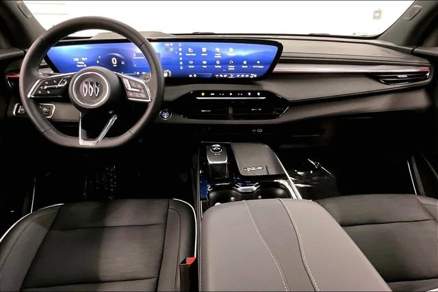 Used 2025 Buick Enclave Sport Touring image 17