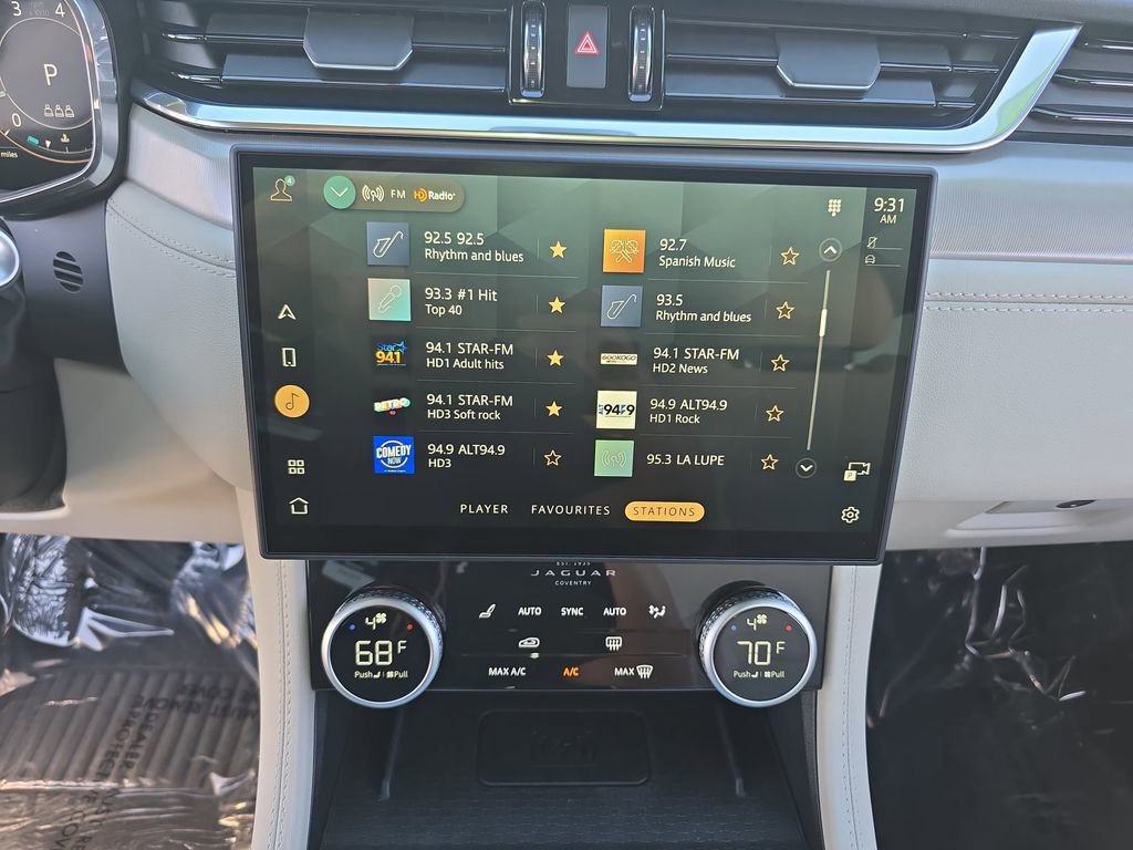 Used 2025 Jaguar F-PACE R-Dynamic S image 20