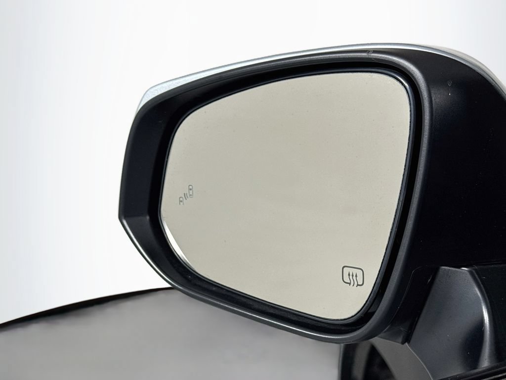 Used 2024 Toyota Corolla Cross AWD Hybrid image 18