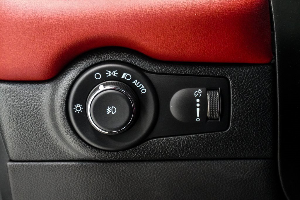 Used 2022 Dodge Durango SRT w/ Premium Interior Group image 30