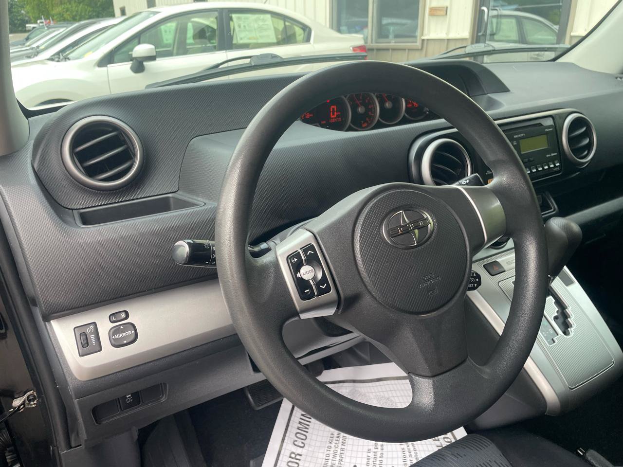 Used 2012 Scion xB FWD image 12
