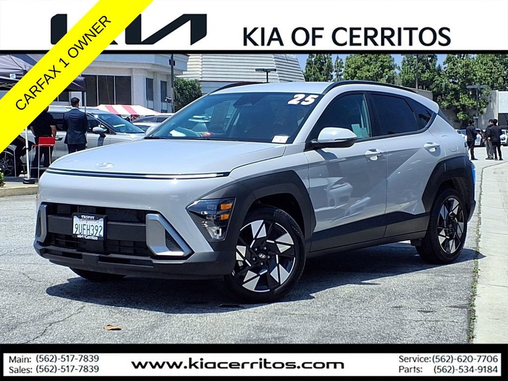 Used 2025 Hyundai Kona SEL FWD image 1