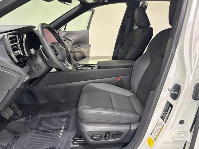 Used 2025 Lexus RX 350 Premium w/ Accessory Package AWD/4WD image 15