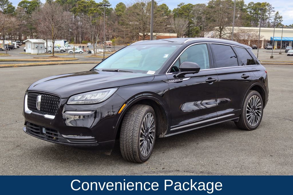 Used 2022 Lincoln Corsair AWD w/ Premium Package image 3