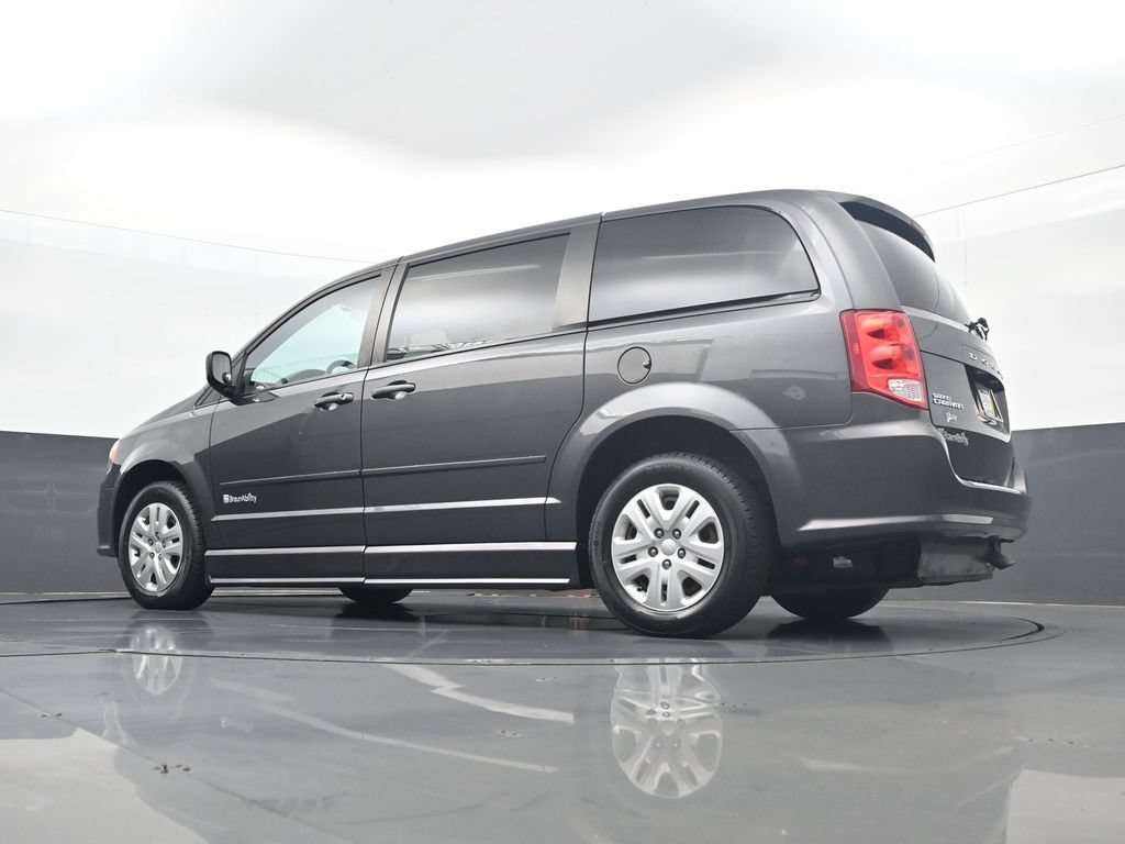 Used 2016 Dodge Grand Caravan SE w/ Quick Order Package 29E SE FWD image 29