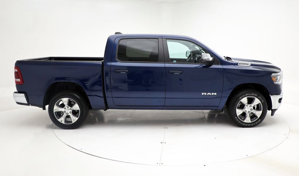 Used 2024 RAM 1500 Laramie AWD/4WD image 3