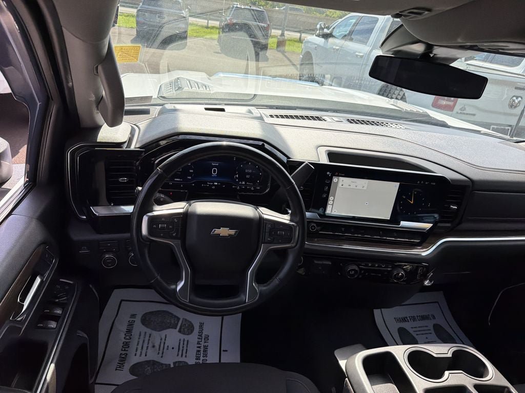 Used 2024 Chevrolet Silverado 2500 LT AWD/4WD image 15