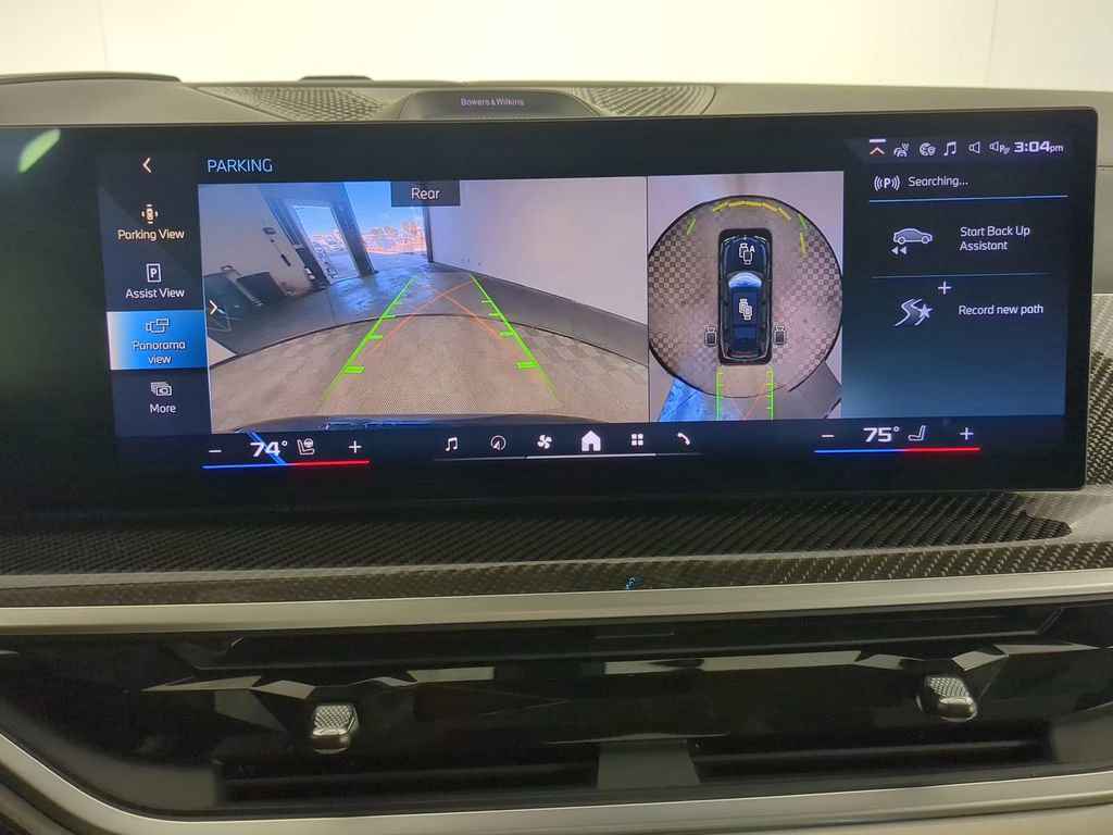 Used 2024 BMW X7 M60i w/ Executive Package image 27